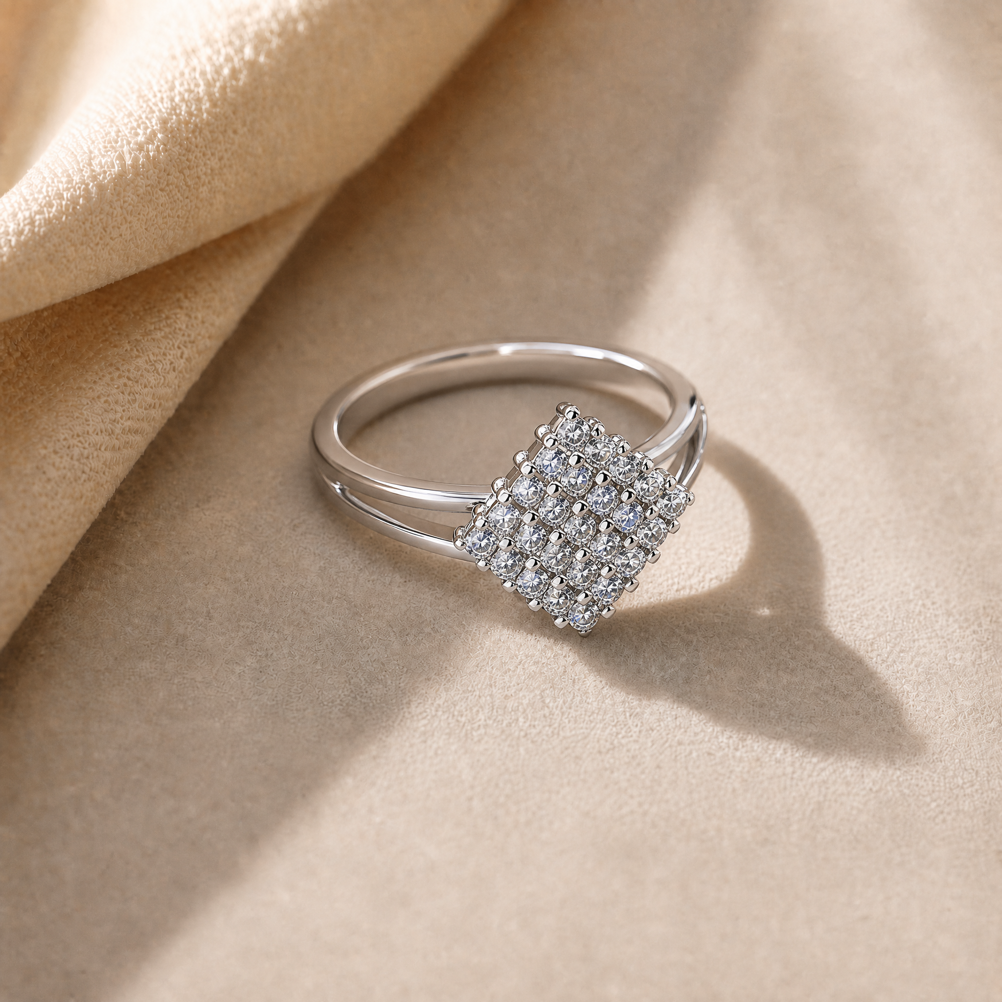 Anillo Astryvel Plata 925 - detalle macro