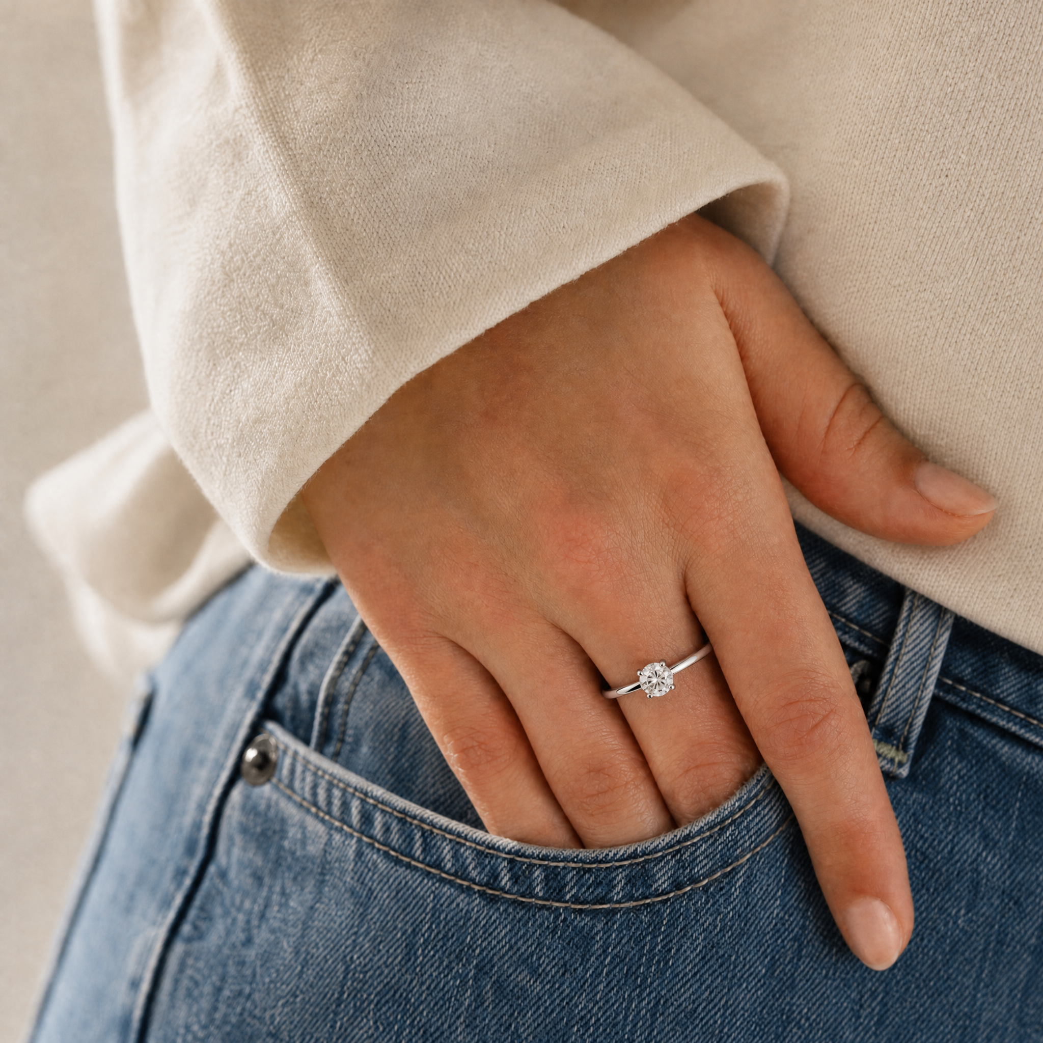 Anillo Astris Plata 925 - lifestyle