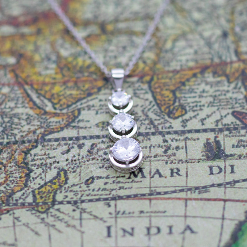 Collar Élia Plata 925