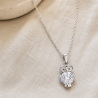 Collar Soriel de plata 925 sobre lino